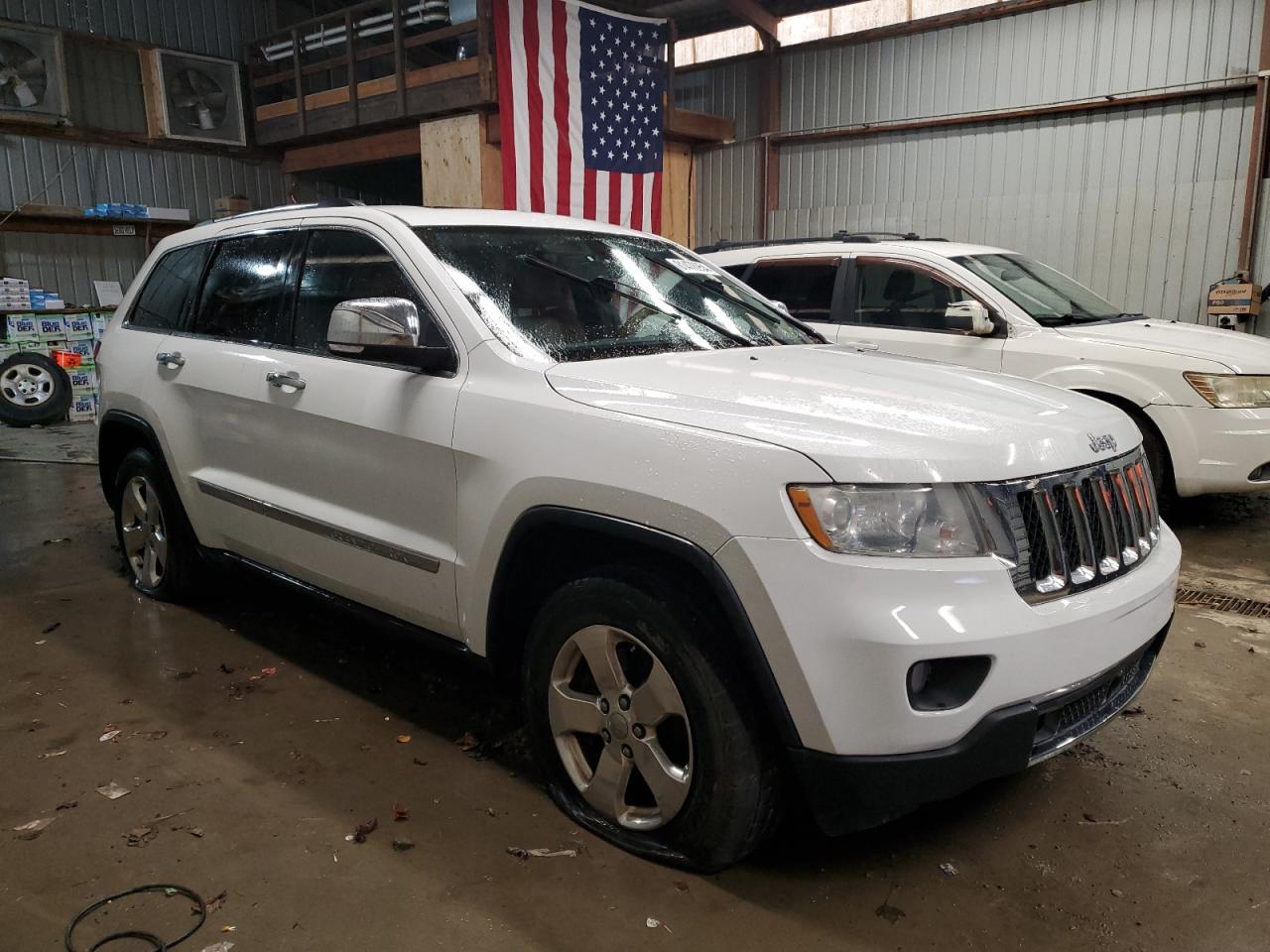 2013 Jeep Grand Cherokee VIN 1C4RJFCT1DC587049 Copart auction photo, front end damage thumbnail 4