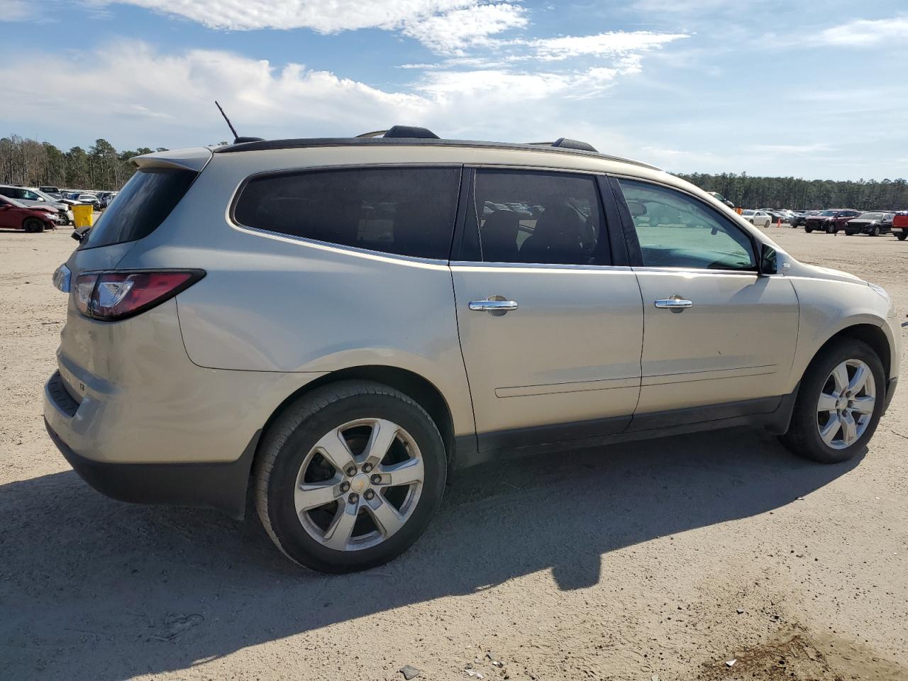 2017 Chevrolet Traverse VIN 1GNKVGKD9HJ200276 Copart auction photo, side / undercarriage damage thumbnail 3