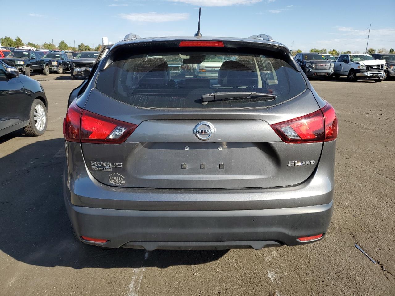 2017 Nissan Rogue VIN JN1BJ1CR4HW135208 Copart auction photo, side damage thumbnail 6