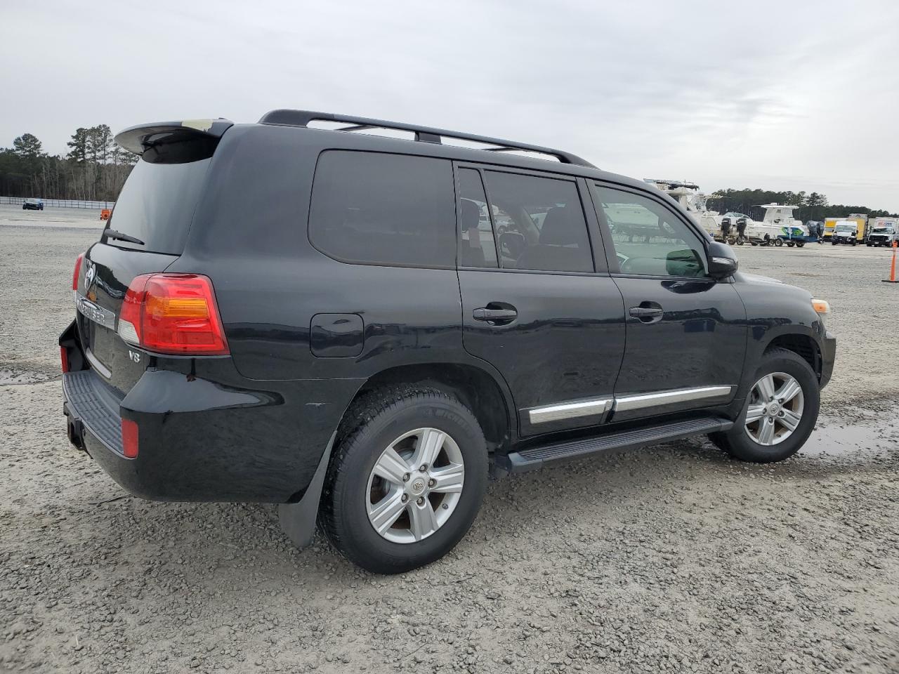 2013 Toyota Land Cruiser VIN JTMHY7AJ2D4009602 Copart auction photo, minor dent/scratches damage thumbnail 3