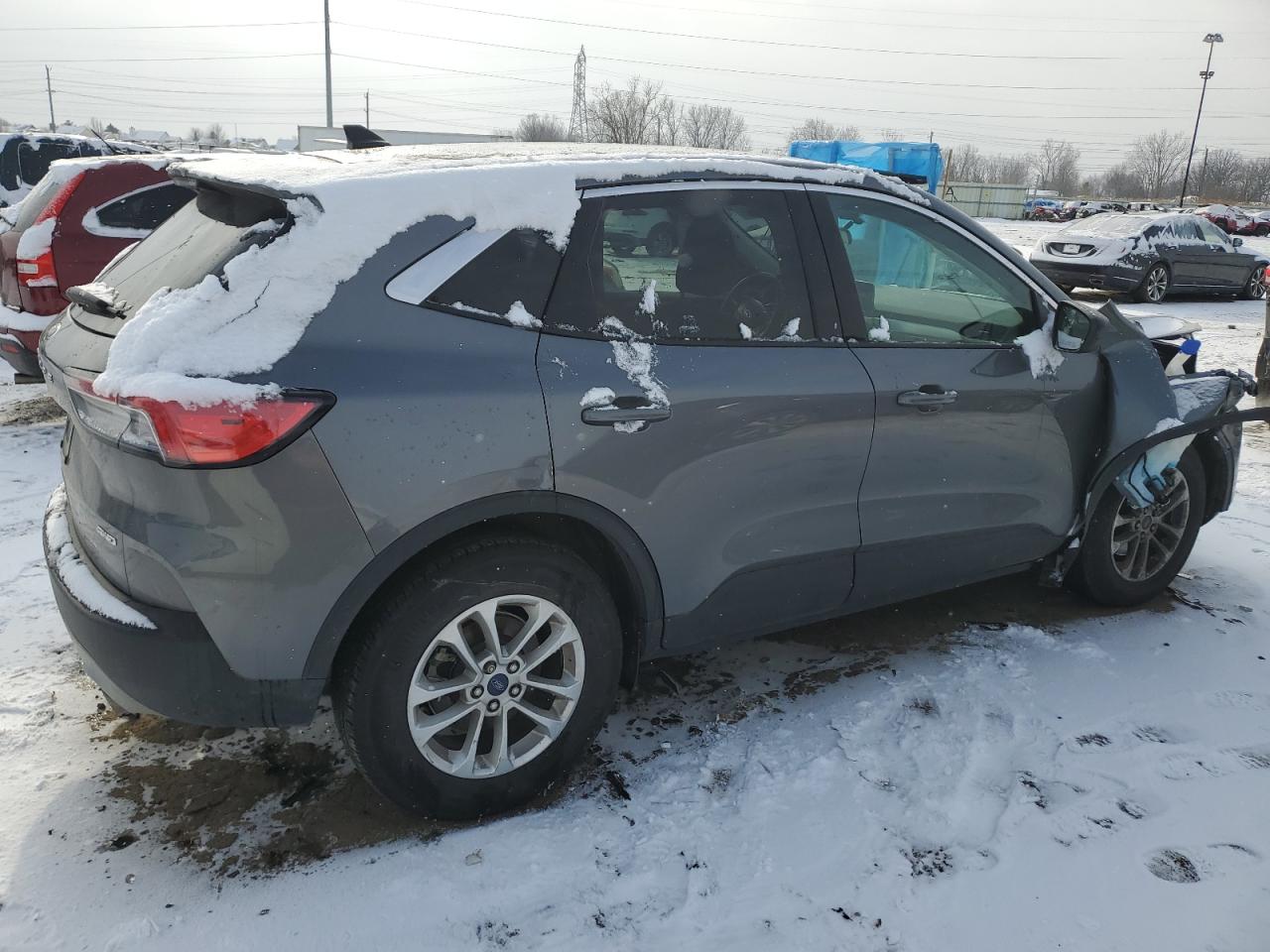 2022 Ford Escape VIN 1FMCU9G60NUB24362 Copart auction photo, front end damage thumbnail 3