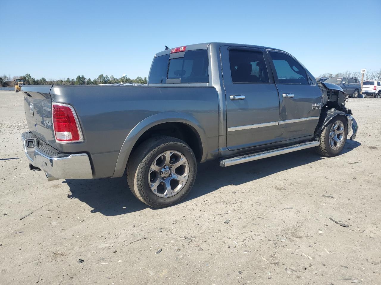 2013 RAM 1500 VIN 1C6RR7NT1DS514336 Copart auction photo, front end / minor dent/scratches damage thumbnail 3