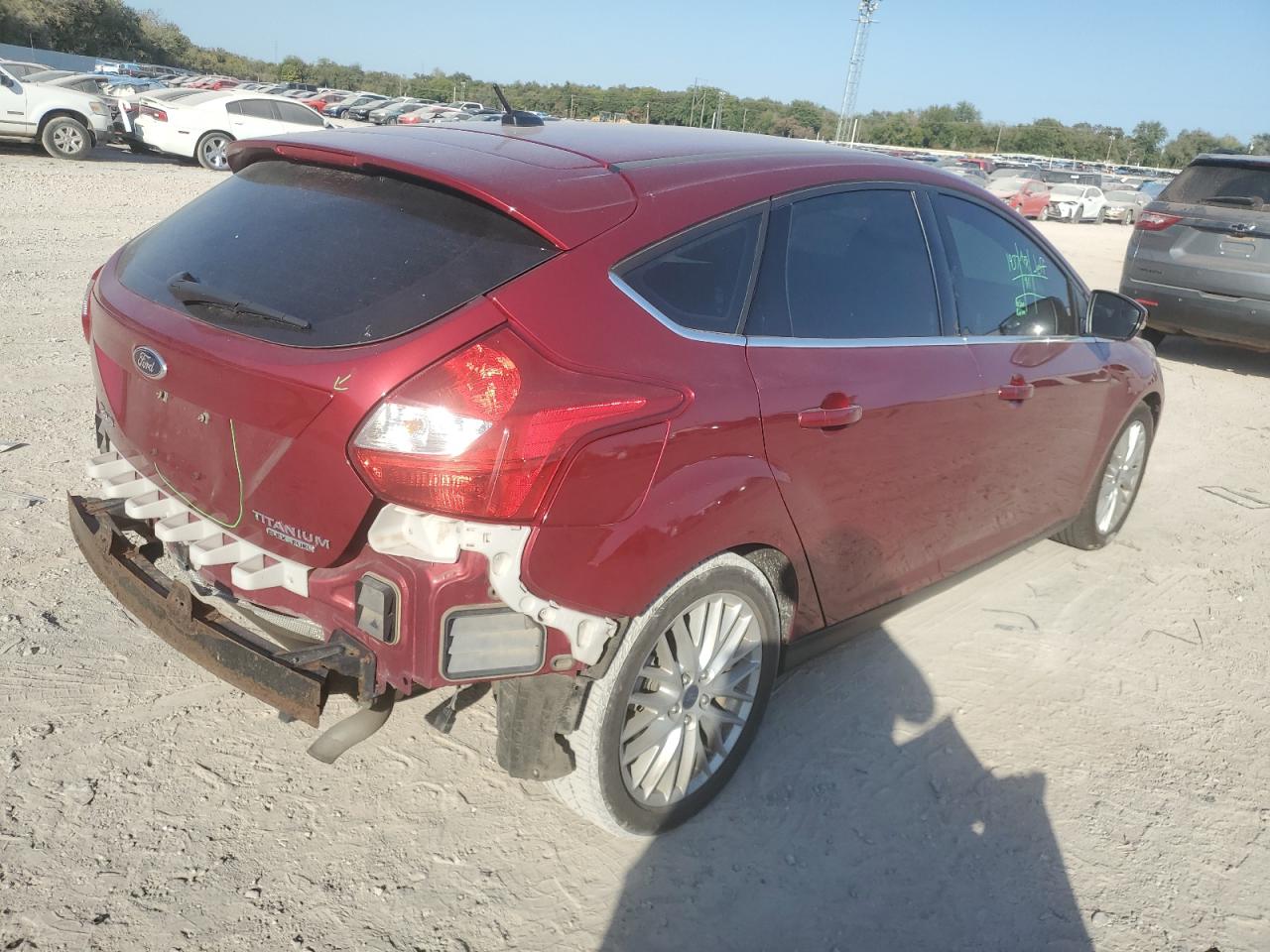 2014 Ford Focus VIN 1FADP3N27EL237279 Copart auction photo, rear end / minor dent/scratches damage thumbnail 3