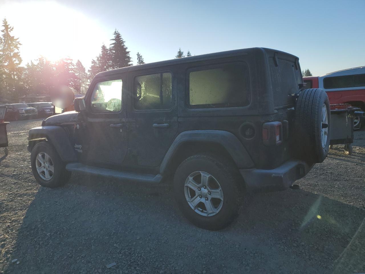 2019 Jeep Wrangler VIN 1C4HJXDN9KW618755 Copart auction photo, vandalism damage thumbnail 2