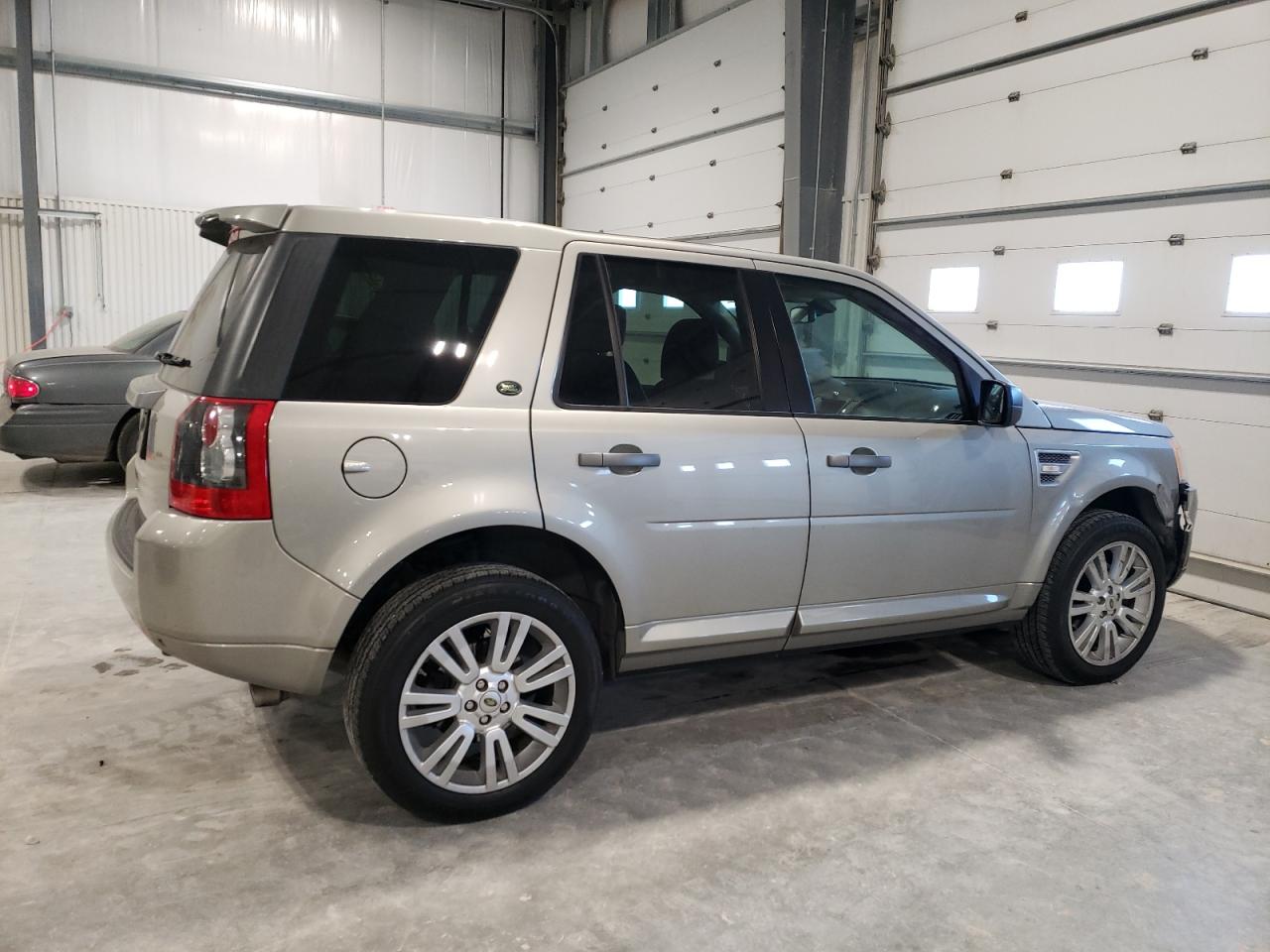 2010 Land Rover LR2 VIN SALFR2BN9AH193684 Copart auction photo, front end damage thumbnail 3