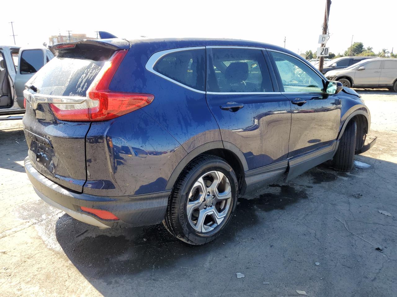 2018 Honda CR-V VIN 5J6RW1H57JA006671 Copart auction photo, front end damage thumbnail 3