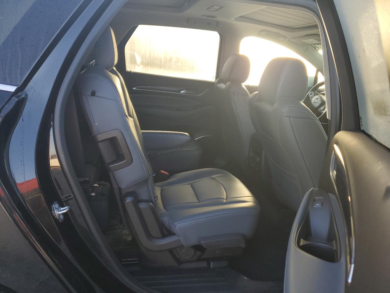 2018 Buick Enclave VIN 5GAEVBKW7JJ122078 Copart auction photo, water/flood damage thumbnail 11