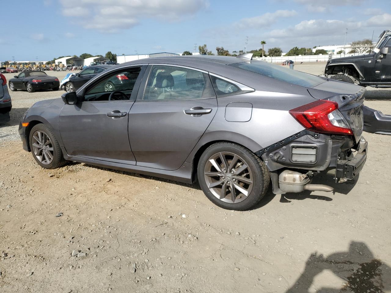 2020 Honda Civic VIN 19XFC1F32LE201547 Copart auction photo, rear end / side damage thumbnail 2