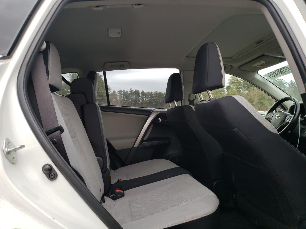 2016 Toyota RAV 4 VIN JTMRFREV7GJ076690 Copart auction photo, rear end / front end damage thumbnail 11