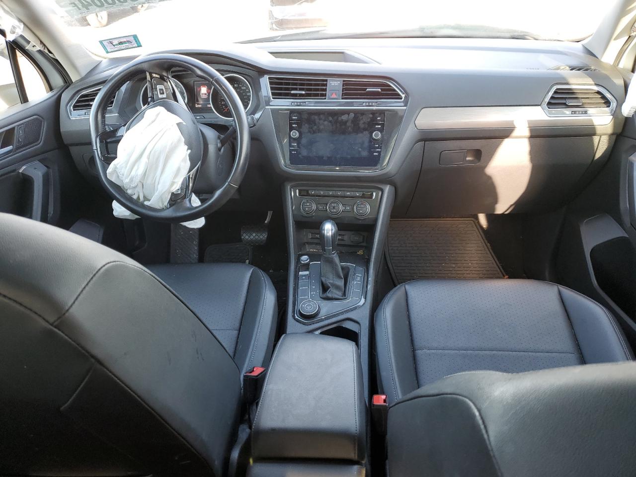 2019 Volkswagen Tiguan VIN 3VV2B7AX2KM025278 Copart auction photo, front end damage thumbnail 8