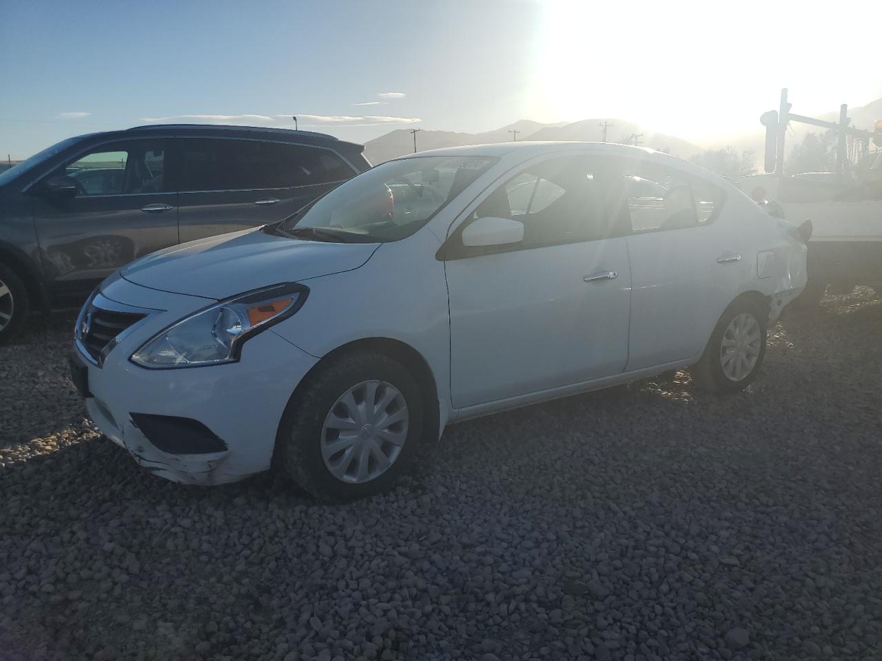 2019 Nissan Versa VIN 3N1CN7AP8KL830740