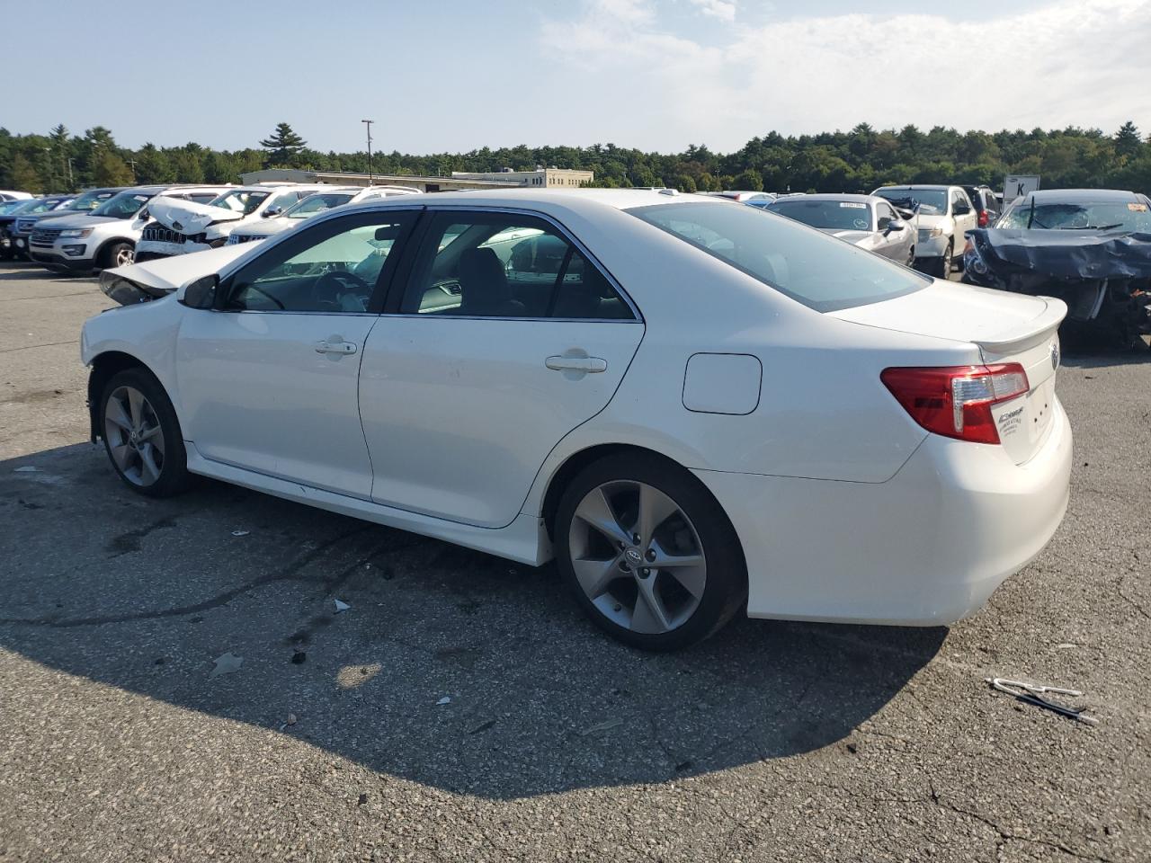 2014 Toyota Camry VIN 4T1BF1FK0EU414686 Copart auction photo, front end / minor dent/scratches damage thumbnail 2