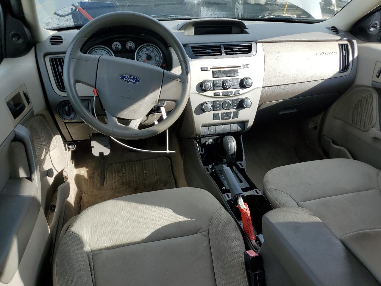 2010 Ford Focus VIN 1FAHP3EN5AW247202 Copart auction photo, vandalism / minor dent/scratches damage thumbnail 8