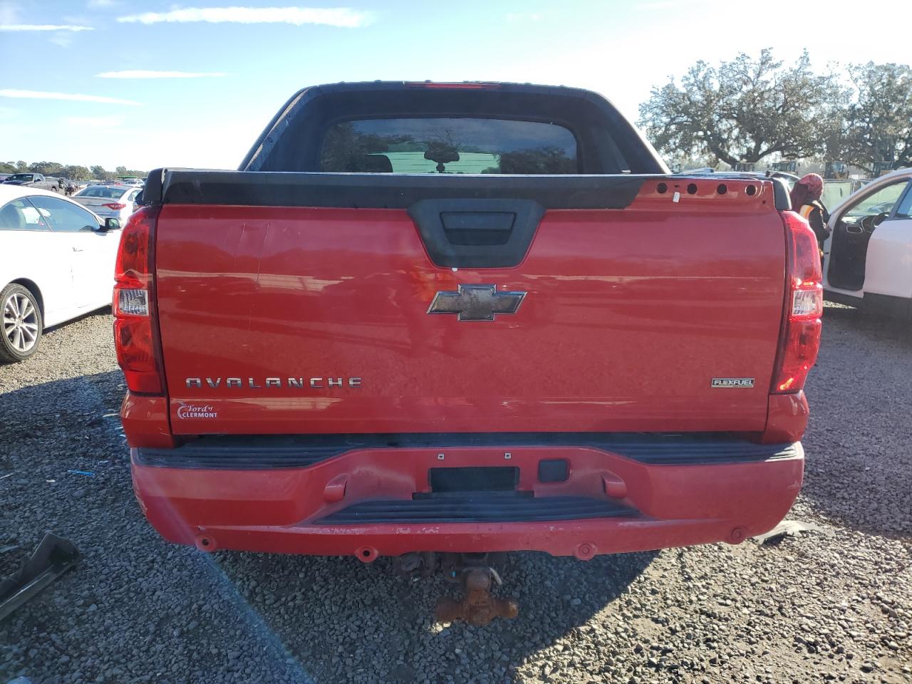 2007 Chevrolet Avalanche VIN 3GNFK12347G308609 Copart auction photo, water/flood damage thumbnail 6