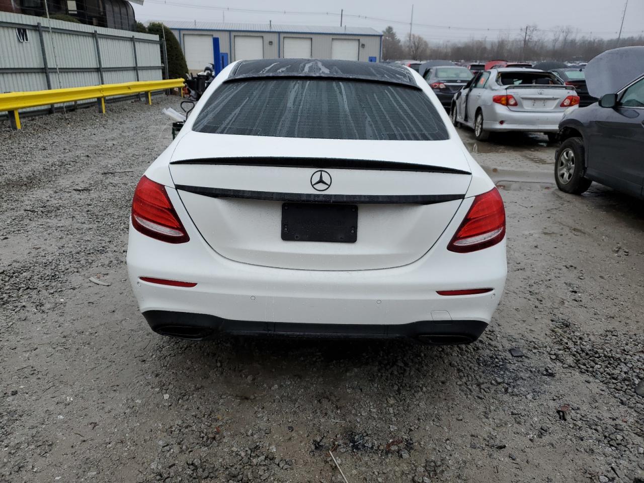 2017 Mercedes-Benz E-klasse VIN WDDZF4KB4HA077879 Copart auction photo, front end damage thumbnail 6