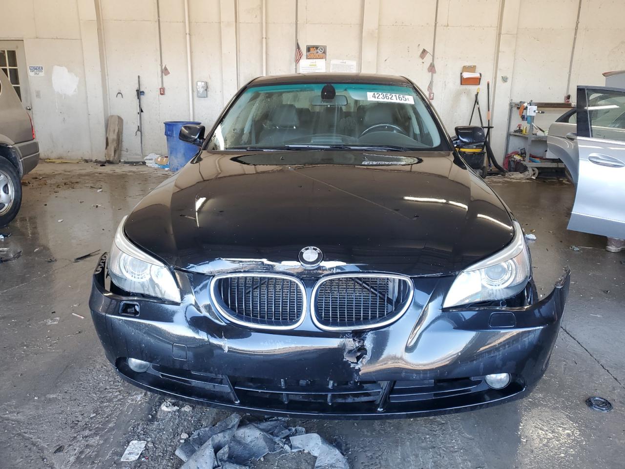 2006 BMW 5er VIN WBANF335X6CB86733 Copart auction photo, front end / side damage thumbnail 5
