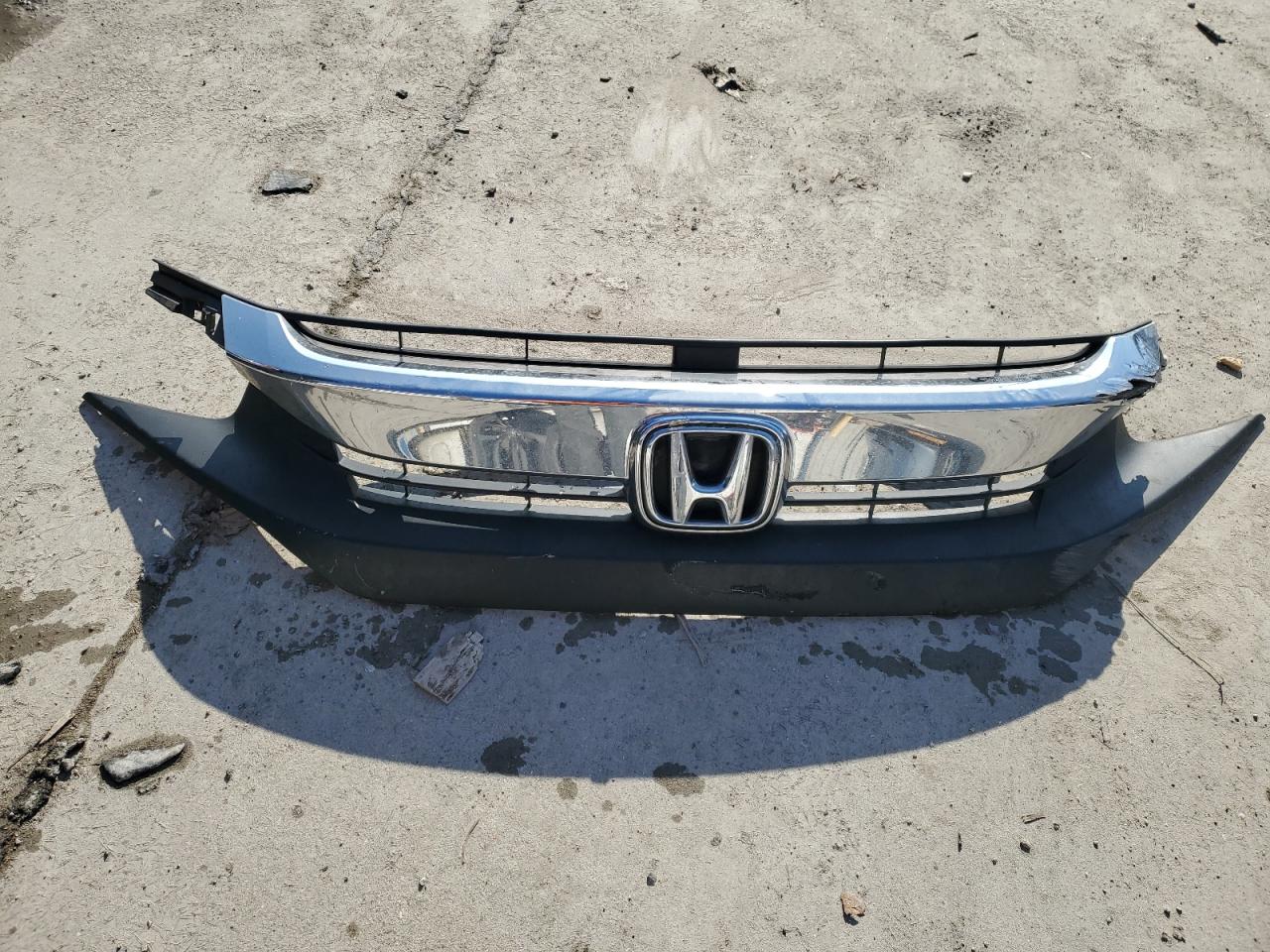 2017 Honda Civic VIN 19XFC2F75HE030048 Copart auction photo, front end damage thumbnail 12