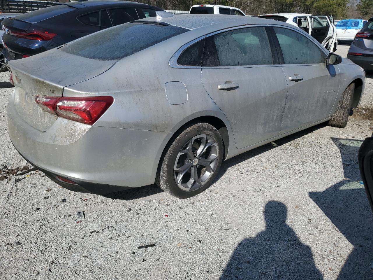 2020 Chevrolet Malibu VIN 1G1ZD5ST3LF103228 Copart auction photo, front end / normal wear damage thumbnail 3