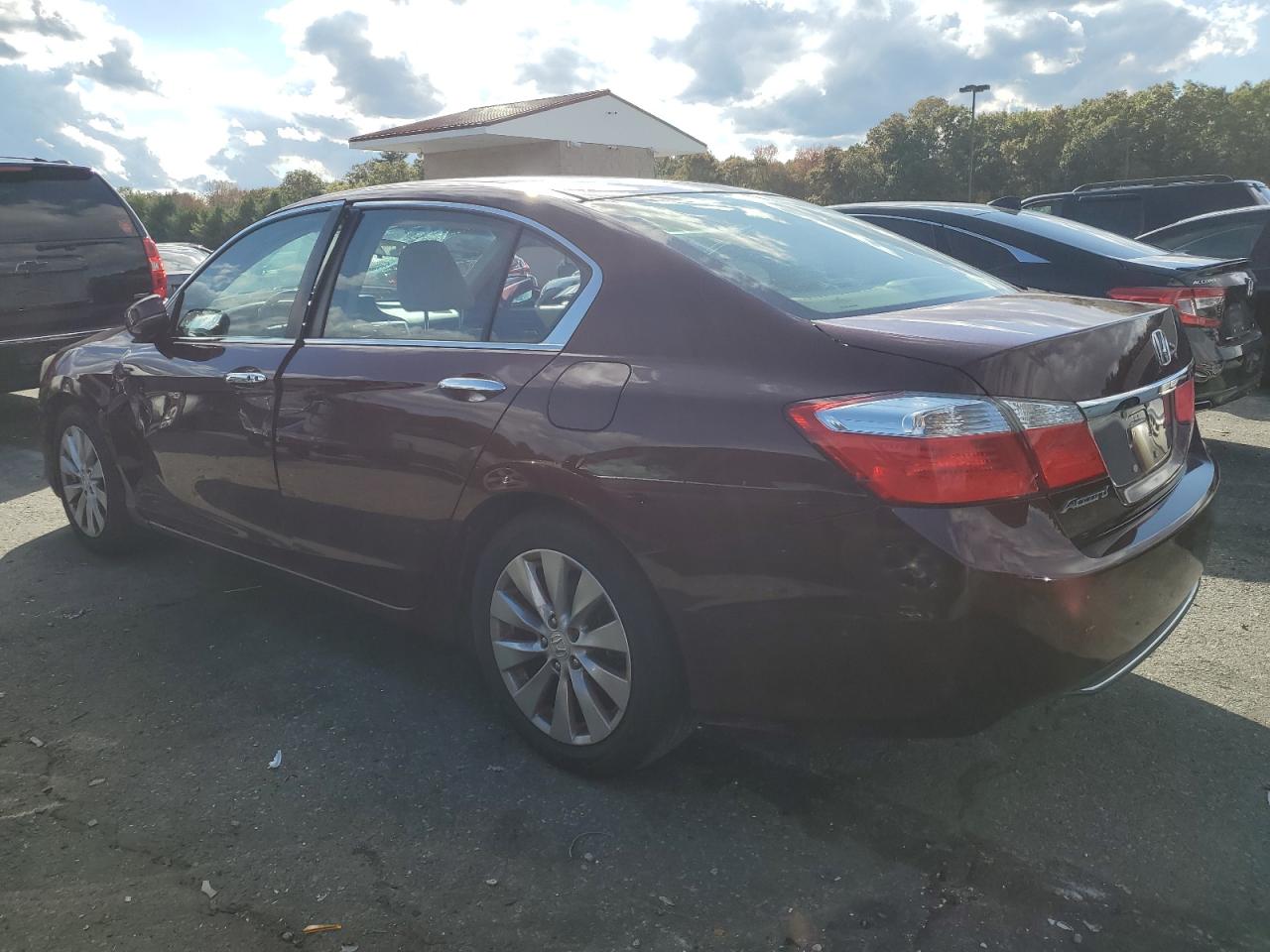 2014 Honda Accord VIN 1HGCR2F73EA147256 Copart auction photo, vandalism / all over damage thumbnail 2