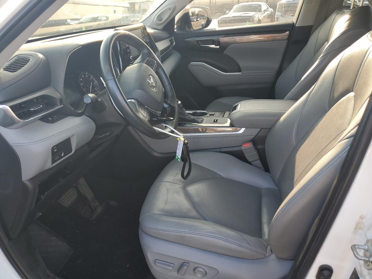 2020 Toyota Highlander VIN 5TDYZRAH0LS007453 Copart auction photo, side / all over damage thumbnail 7