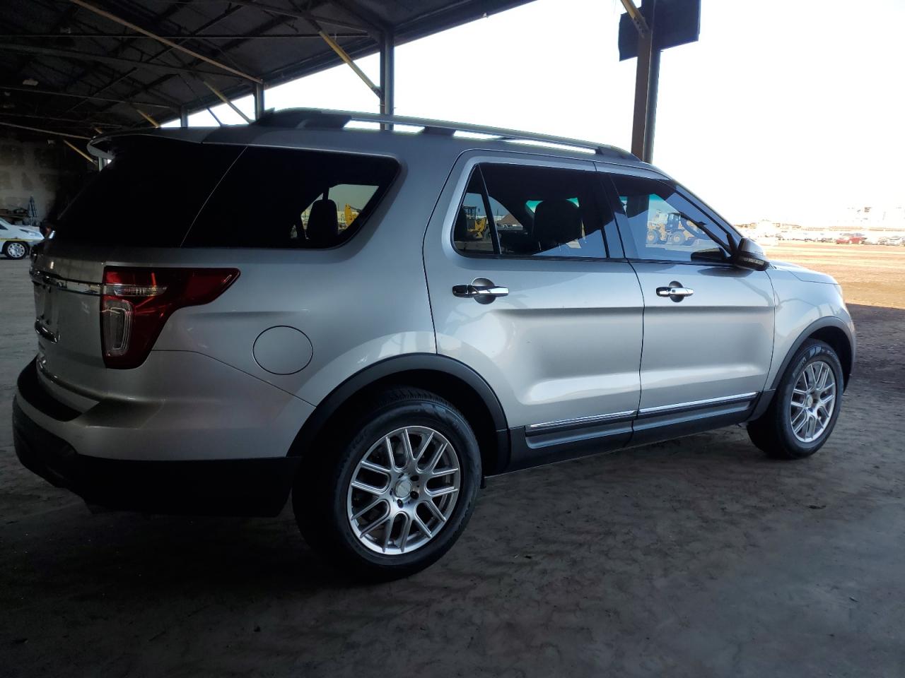 2011 Ford Explorer VIN 1FMHK7F88BGA38844 Copart auction photo, front end / side damage thumbnail 3