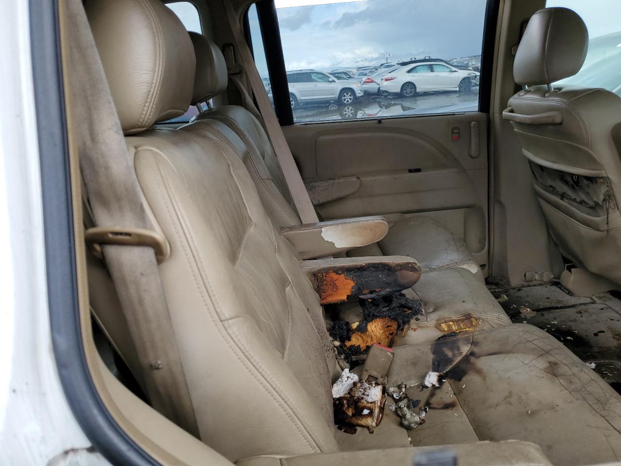 2006 Honda Odyssey VIN 5FNRL38686B420169 Copart auction photo, burn / all over damage thumbnail 11