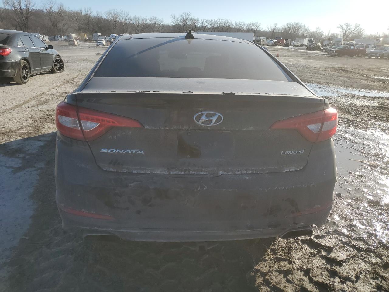 2015 Hyundai Sonata VIN 5NPE34AF1FH172900 Copart auction photo, undercarriage damage thumbnail 6