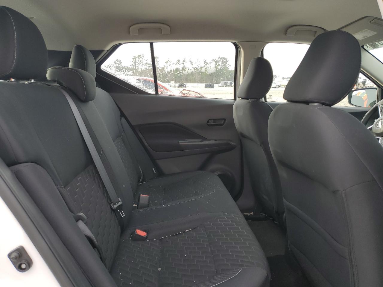 2022 Nissan Kicks VIN 3N1CP5BV2NL495801 Copart auction photo, front end damage thumbnail 11