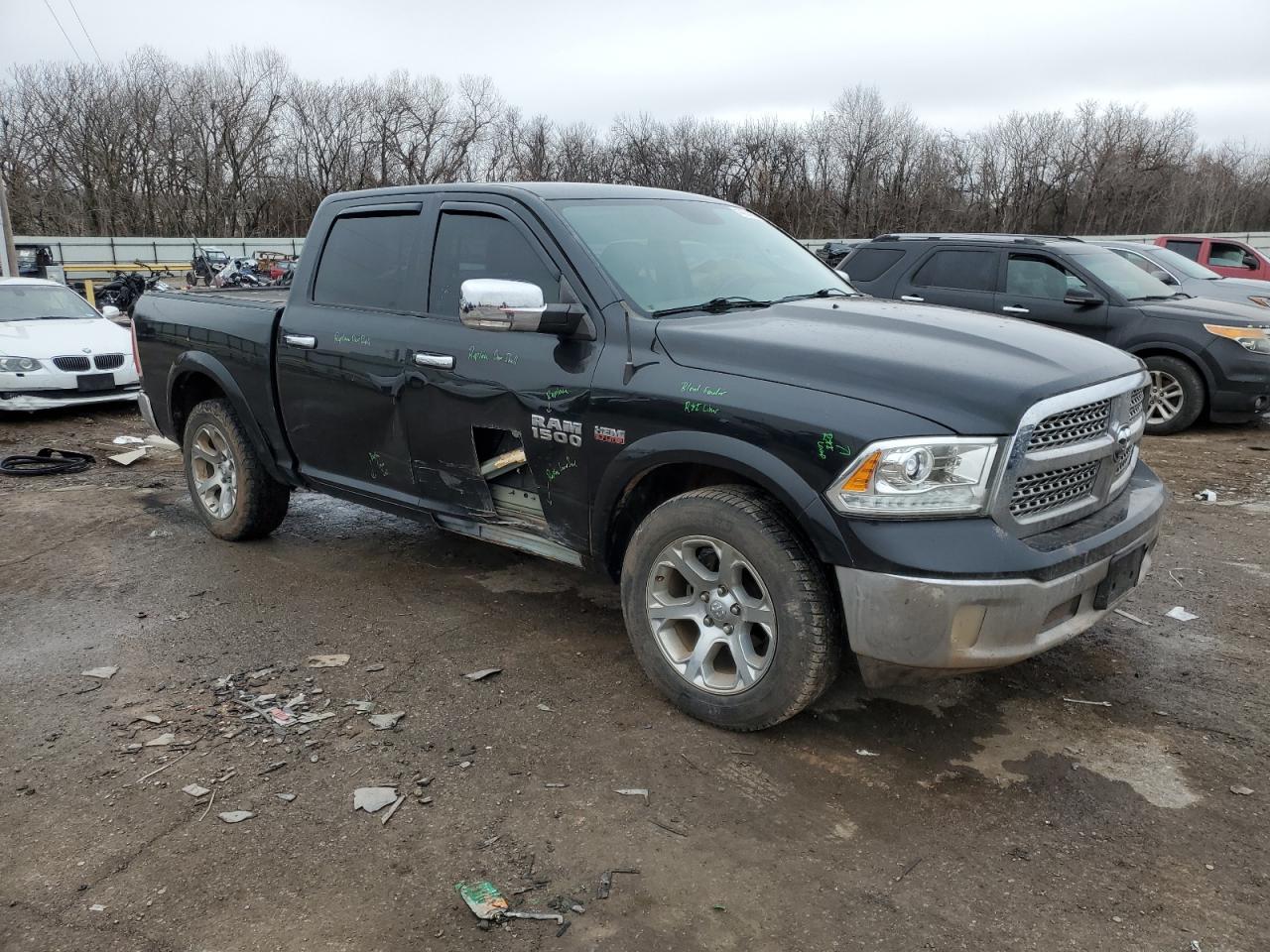 2017 RAM 1500 VIN 1C6RR7NT2HS510589 Copart auction photo, side / minor dent/scratches damage thumbnail 4