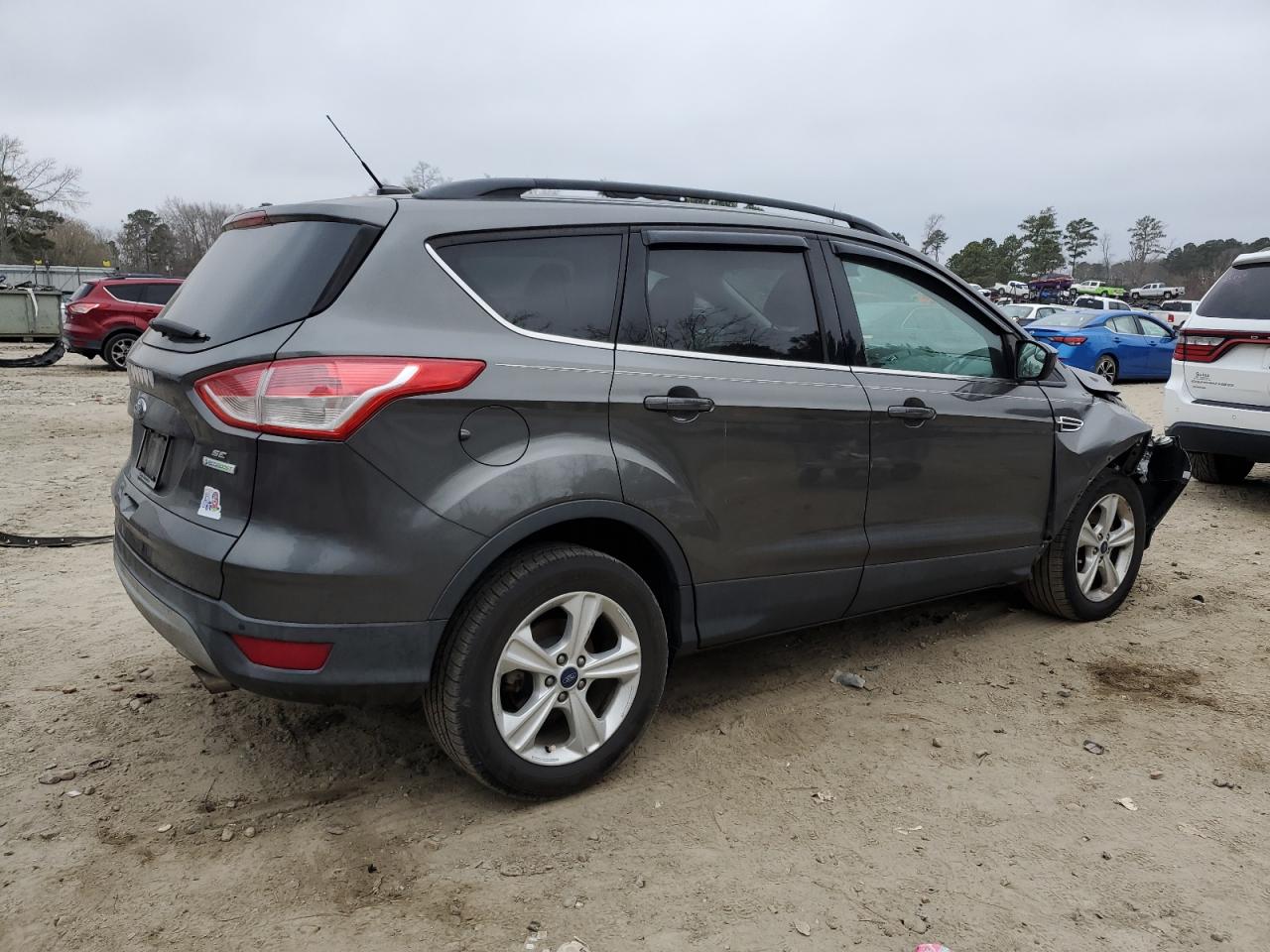 2016 Ford Escape VIN 1FMCU0GX3GUA42892 Copart auction photo, front end / side damage thumbnail 3