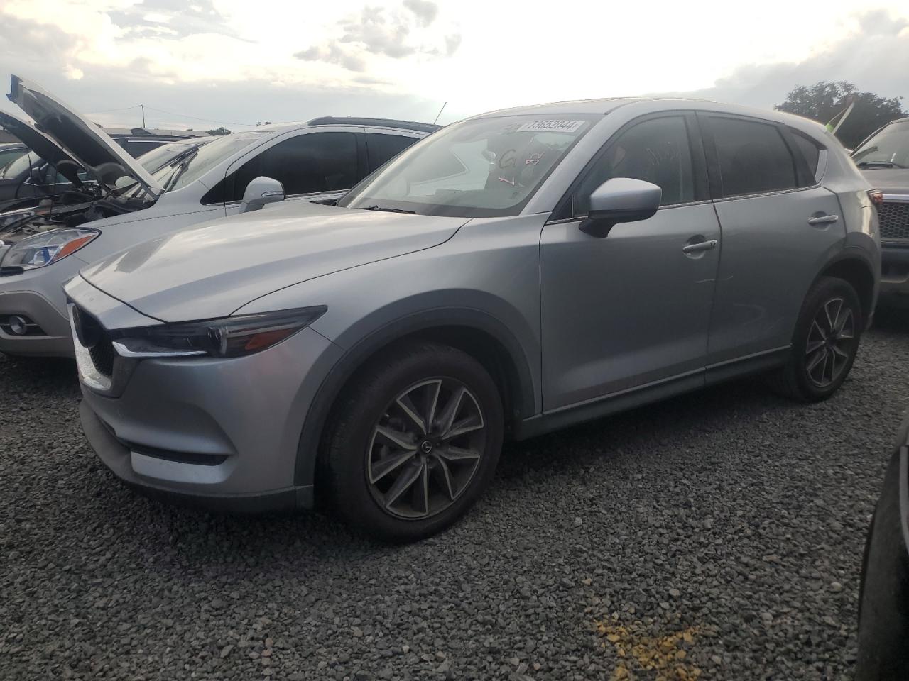 2017 Mazda CX-5 VIN JM3KFADL3H0138975
