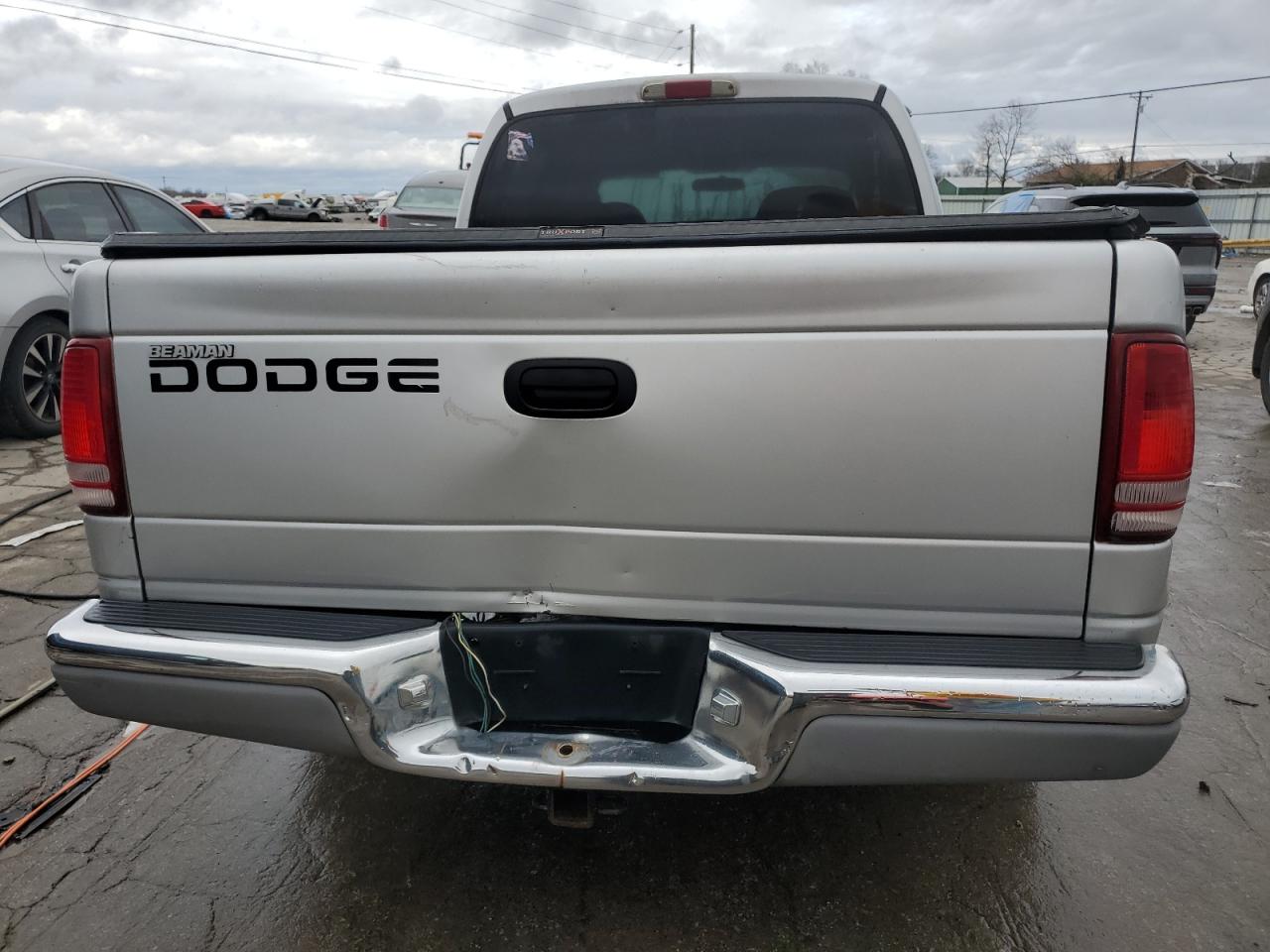 2002 Dodge Dakota VIN 1B7HL48X72S584617 Copart auction photo, front end damage thumbnail 6