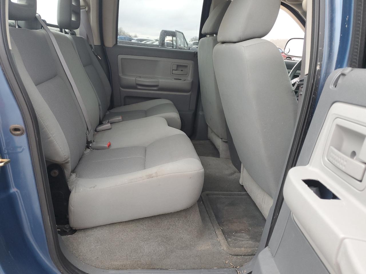 2005 Dodge Dakota VIN 1D7HE48N35S235859 Copart auction photo, front end damage thumbnail 10