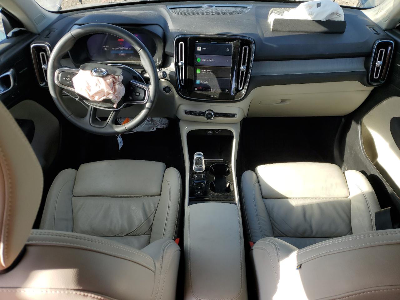 2023 Volvo XC40 VIN YV4L12UA2P2018231 Copart auction photo, front end damage thumbnail 8
