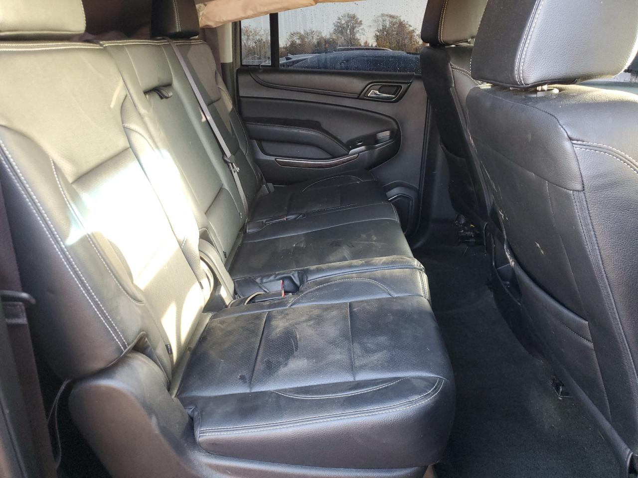 2017 Chevrolet Suburban VIN 1GNSKGKC5HR201202 Copart auction photo, front end damage thumbnail 11