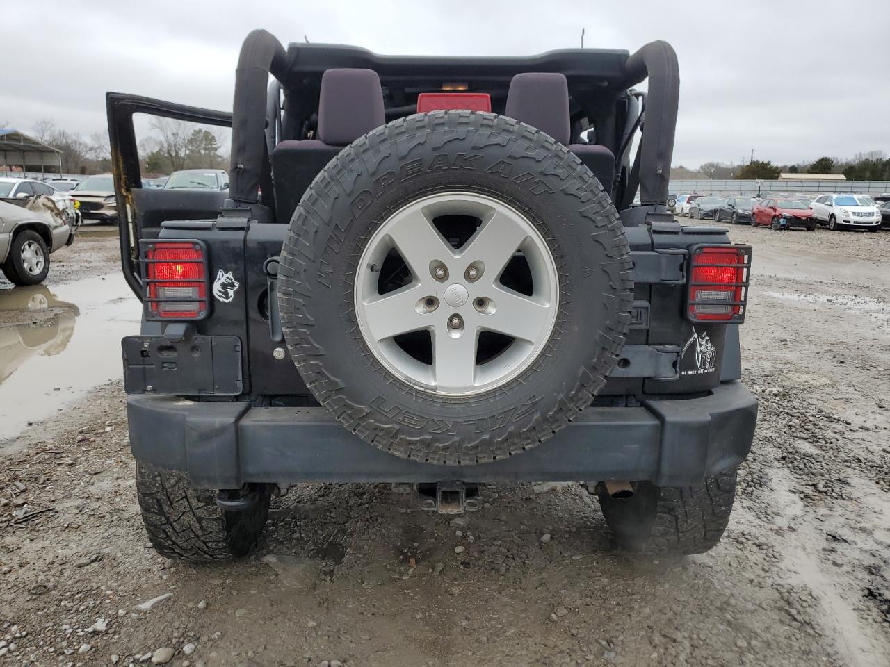 2013 Jeep Wrangler VIN 1C4GJWAG0DL687558 Copart auction photo, rollover / minor dent/scratches damage thumbnail 6