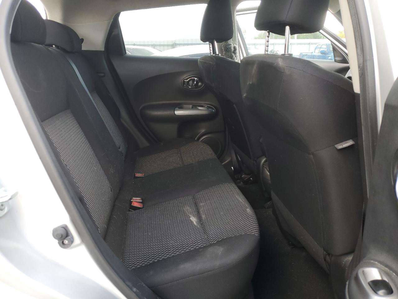 2015 Nissan Juke VIN JN8AF5MV9FT564344 Copart auction photo, rear end damage thumbnail 11