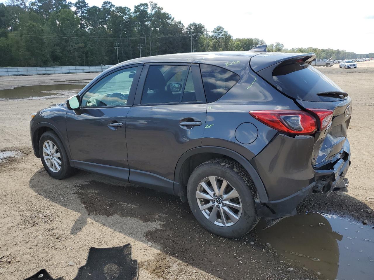 2016 Mazda CX-5 VIN JM3KE2CY0G0907906 Copart auction photo, rear end damage thumbnail 2