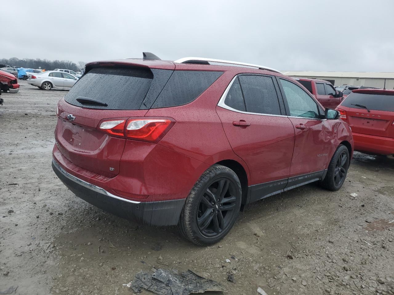 2021 Chevrolet Equinox VIN 2GNAXKEV9M6141671 Copart auction photo, side / front end damage thumbnail 3