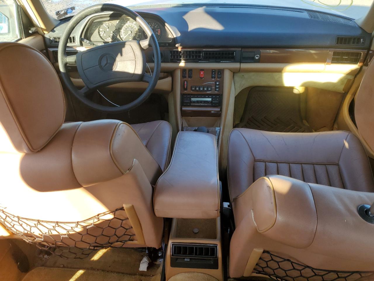 1986 Mercedes-Benz S-klasse VIN WDBCA35D3GA200123 Copart auction photo, vandalism / minor dent/scratches damage thumbnail 8