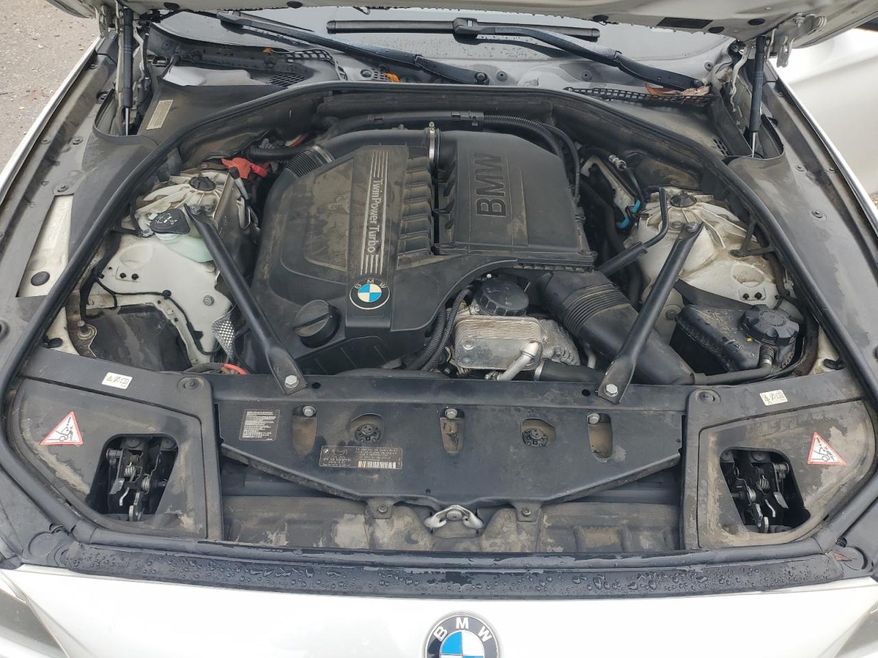 2015 BMW 5er VIN WBA5B1C56FD919352 Copart auction photo, normal wear damage thumbnail 11