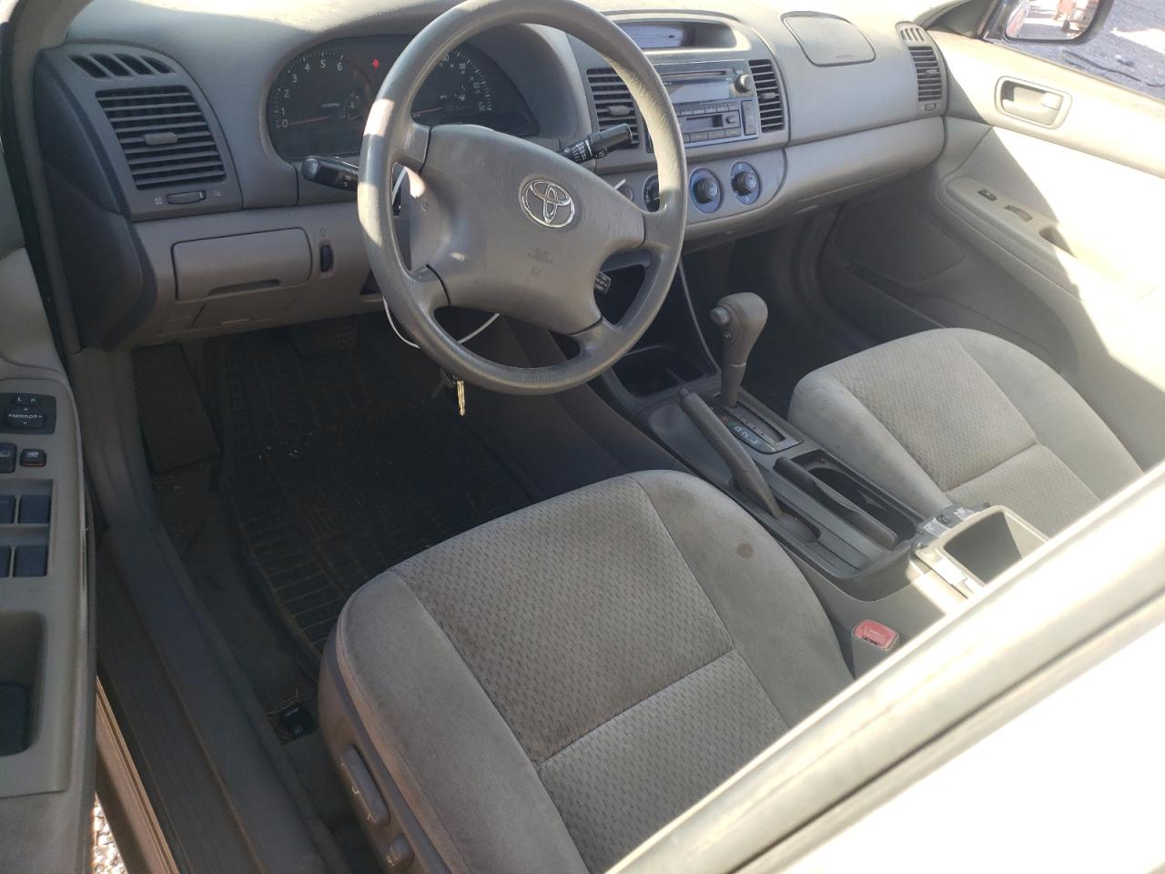 2004 Toyota Camry VIN 4T1BE32K24U857067 Copart auction photo, front end / side damage thumbnail 8