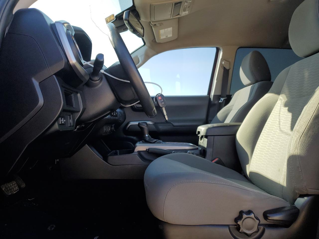 2018 Toyota Tacoma VIN 3TMBZ5DN8JM016091 Copart auction photo, front end damage thumbnail 7