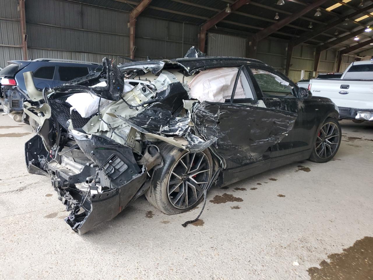 2022 Audi Q8 VIN WA1FVBF15ND027521 Copart auction photo, burn / all over damage thumbnail 3