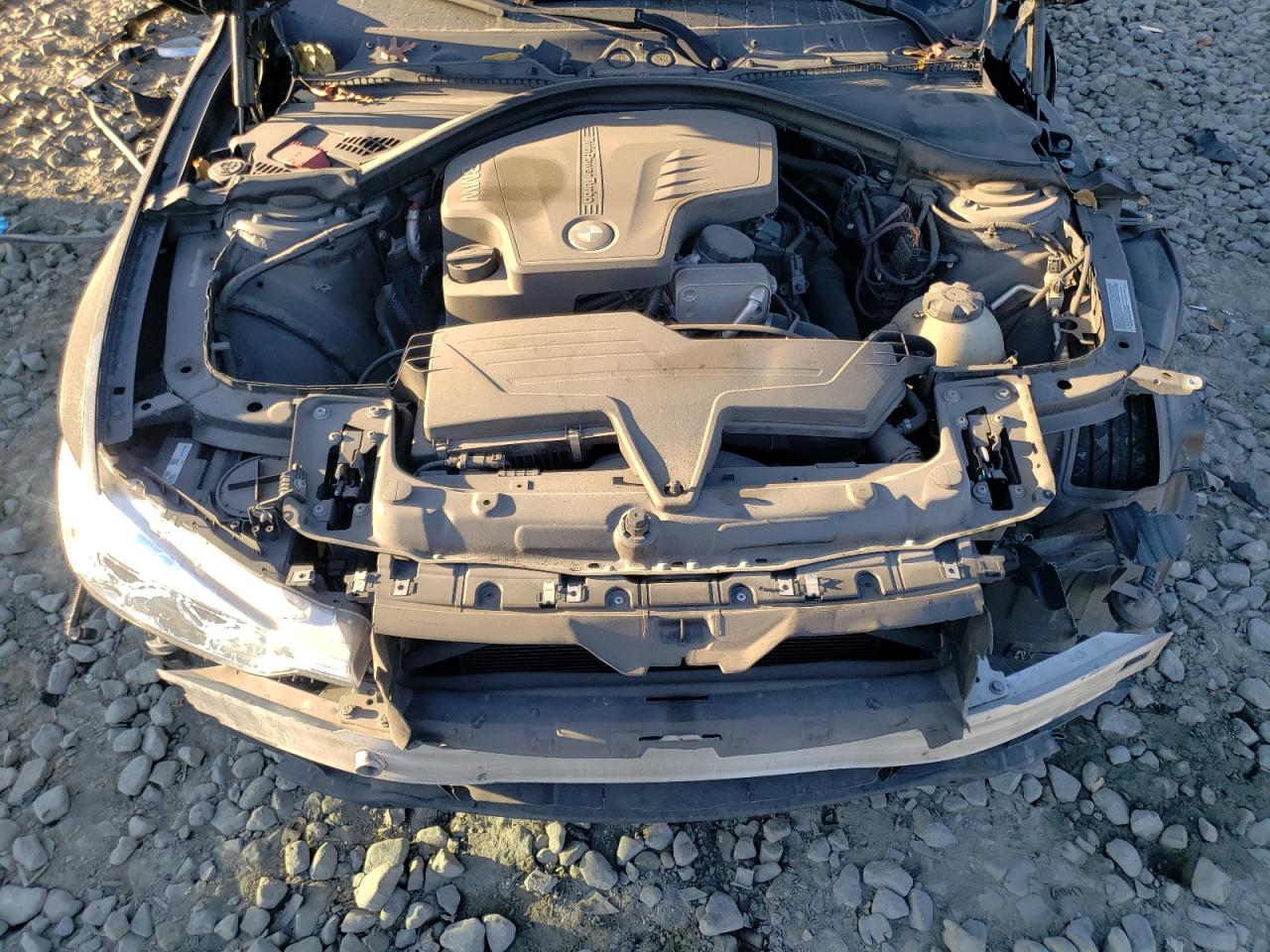 2013 BMW 3er VIN WBA3B5C51DF592309 Copart auction photo, front end / side damage thumbnail 11