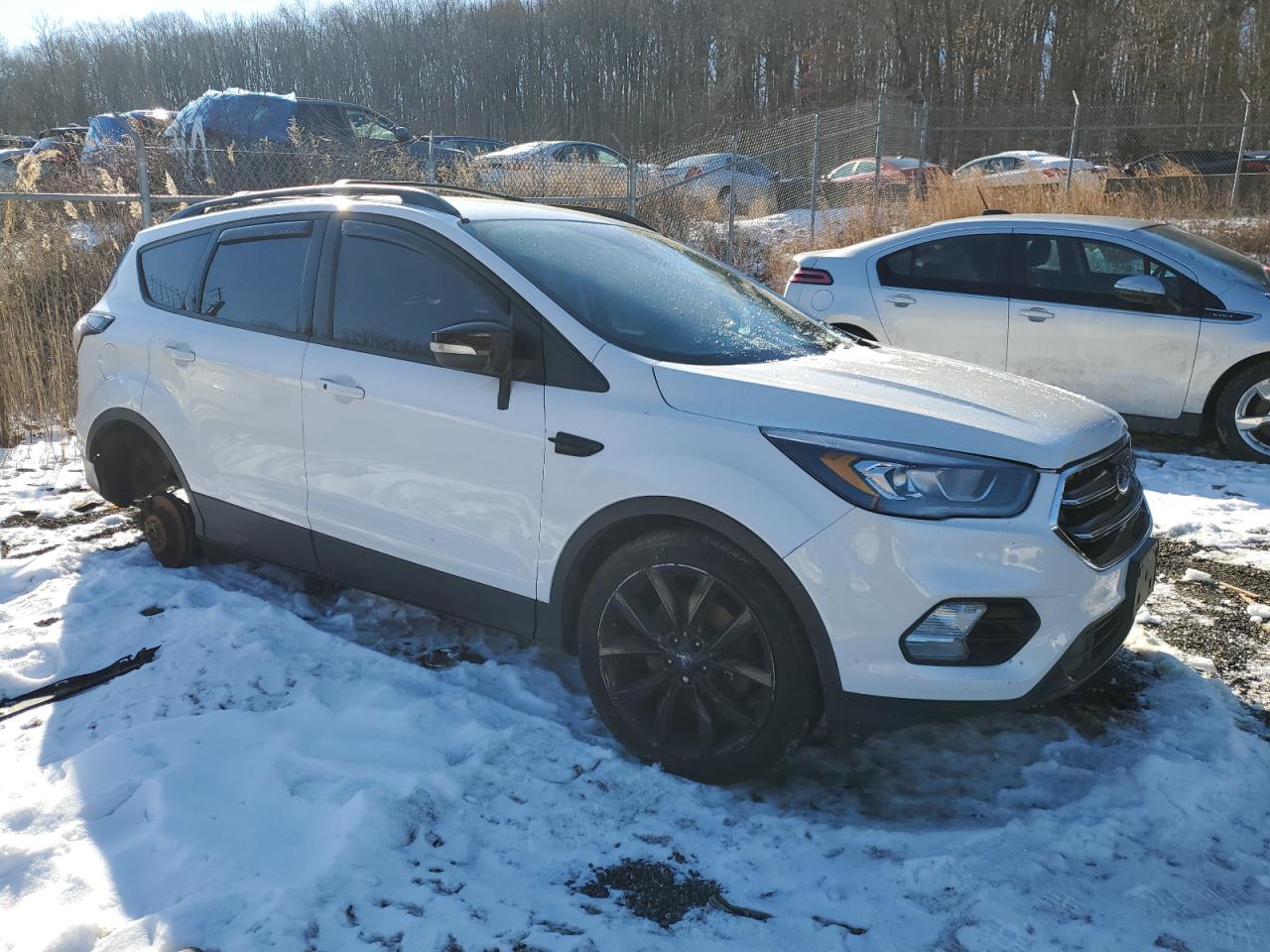 2017 Ford Escape VIN 1FMCU9J9XHUA36538 Copart auction photo, side damage thumbnail 4