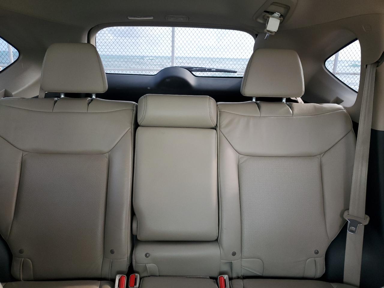 2016 Honda CR-V VIN 5J6RM3H91GL017084 Copart auction photo, rear end damage thumbnail 10