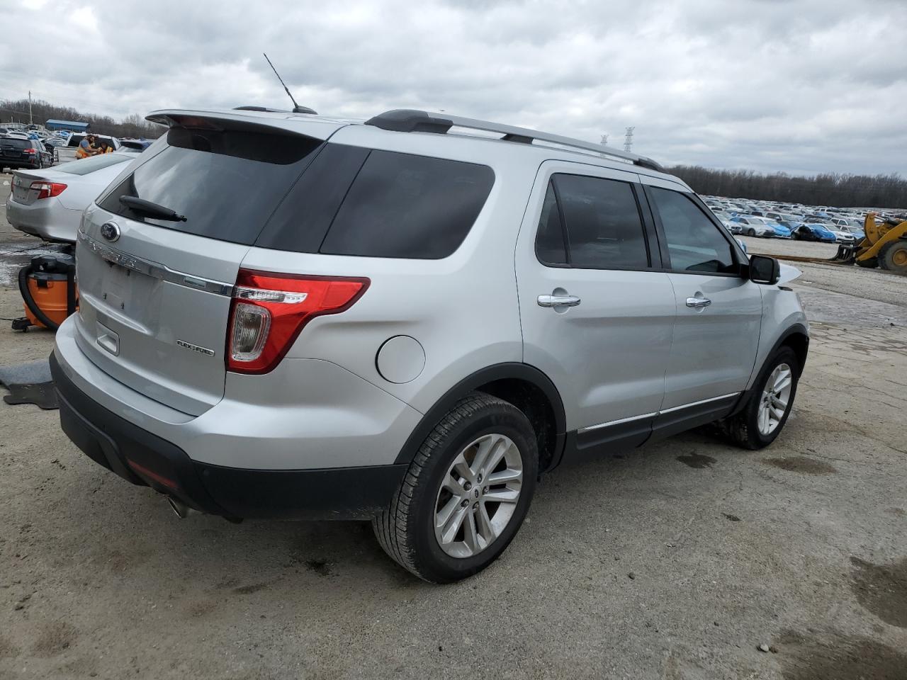 2013 Ford Explorer VIN 1FM5K7D89DGB11695 Copart auction photo, front end damage thumbnail 3