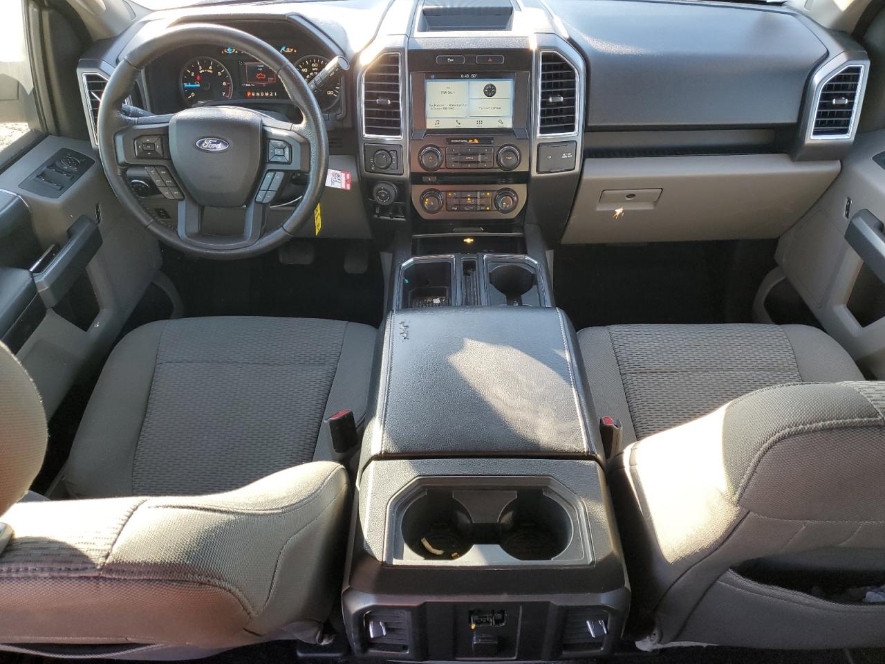2016 Ford F-150 VIN 1FTEW1EG5GKE08895 Copart auction photo, rear end / minor dent/scratches damage thumbnail 8