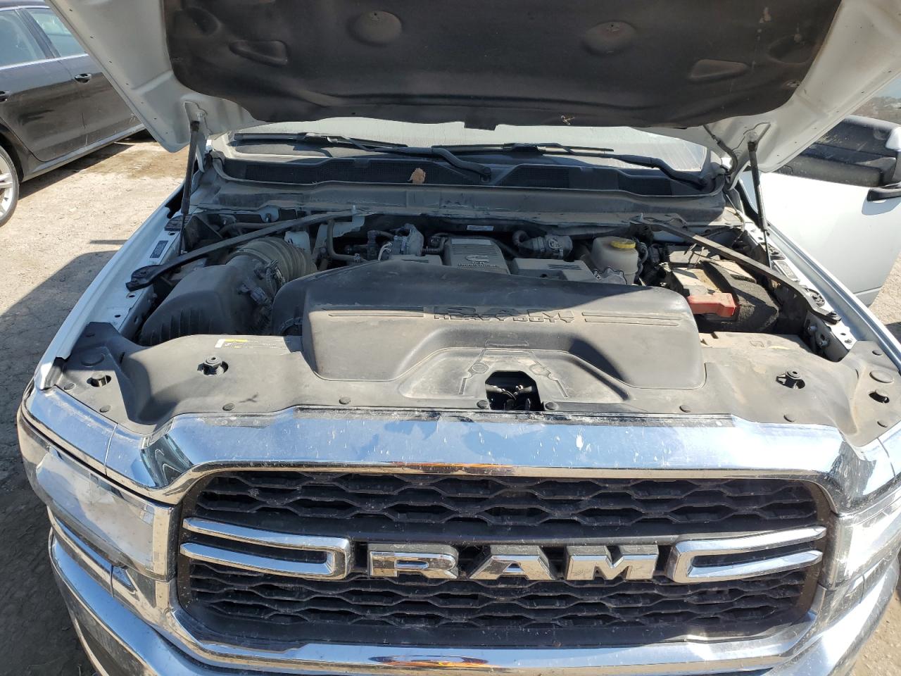 2022 RAM 3500 VIN 3C63R3GLXNG318593 Copart auction photo, all over damage thumbnail 11